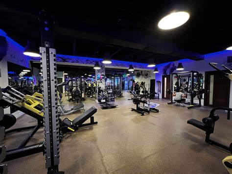 gym in hallandale